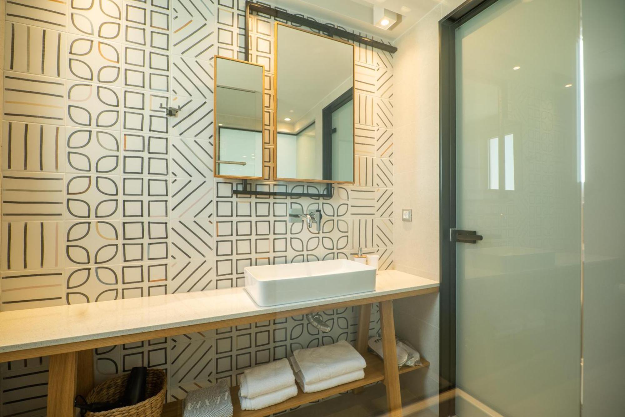 Alexia Beach Hotel Agia Marina  Екстер'єр фото
