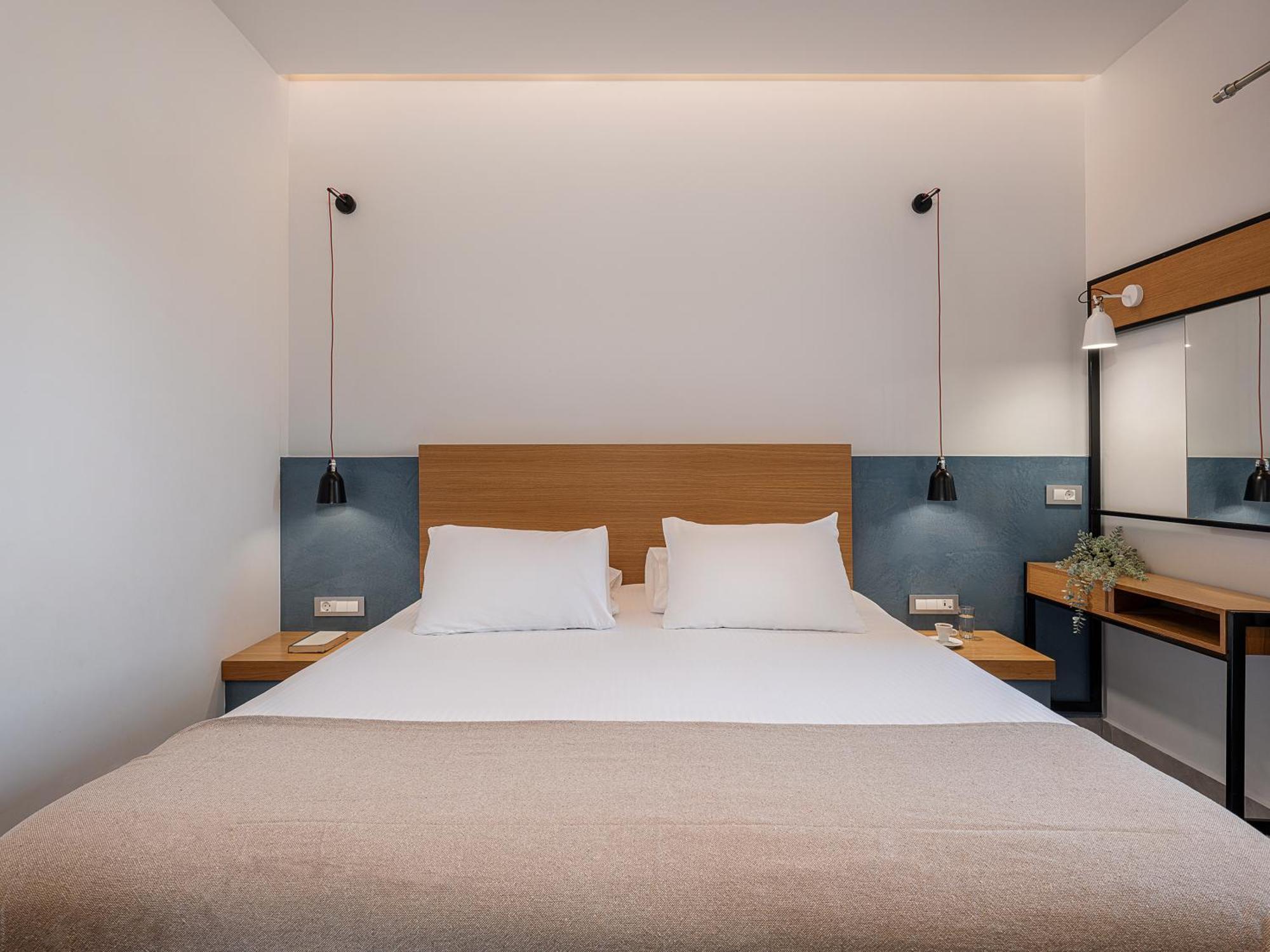 Alexia Beach Hotel Agia Marina  Екстер'єр фото