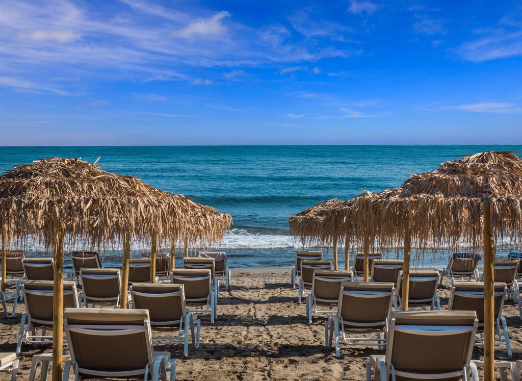 Alexia Beach Hotel Agia Marina  Екстер'єр фото