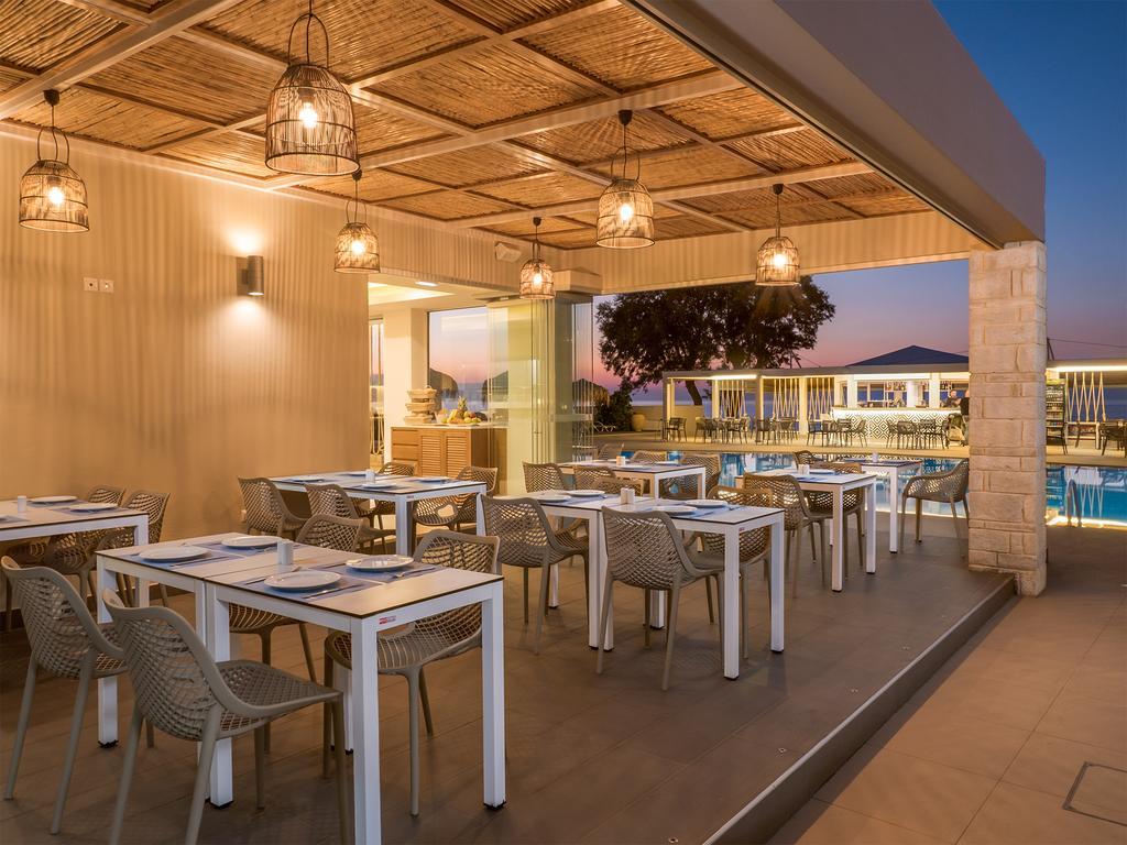 Alexia Beach Hotel Agia Marina  Екстер'єр фото
